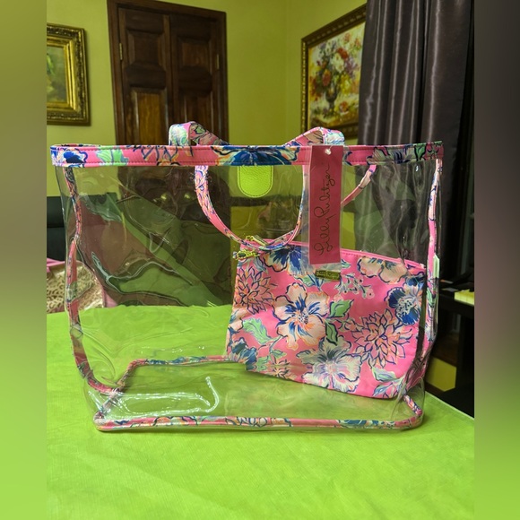 NWT Lilly Pulitzer Kendyl Clear pink isle beach Tote & Pouch set Last bud not